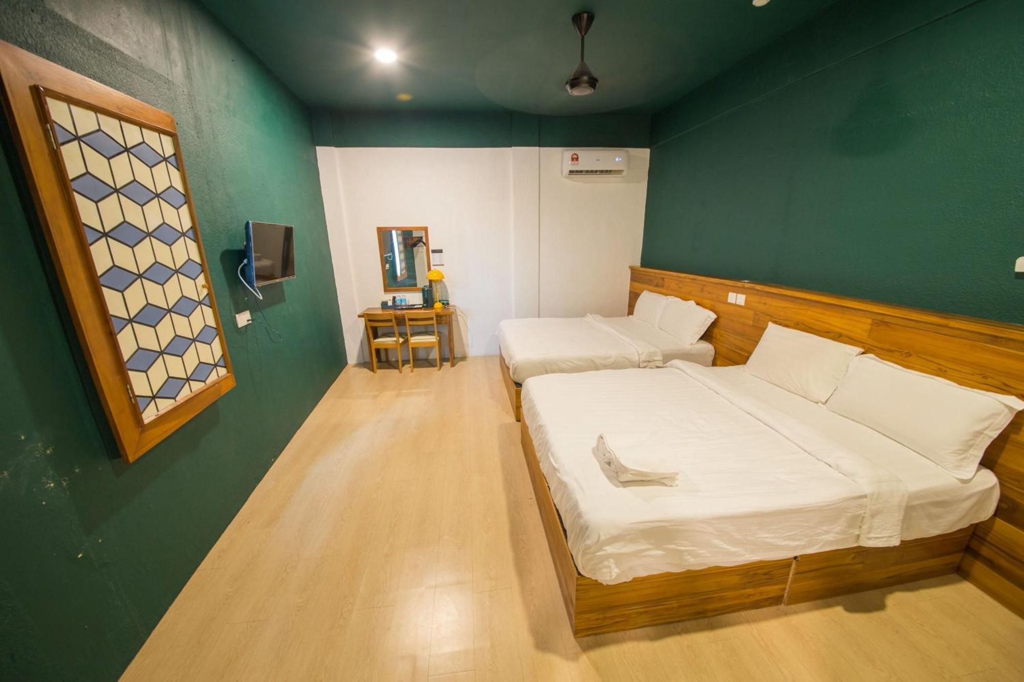 Room V Jalan Sultanah Batu Pahat Bagian luar foto